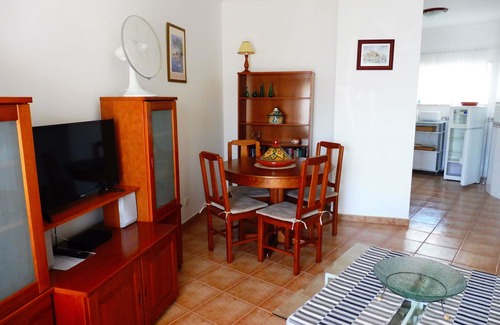 Albardeira Apartment | COMFORTABLE APARTMENT 1 BEDROOM - 2/4 PEOPLE