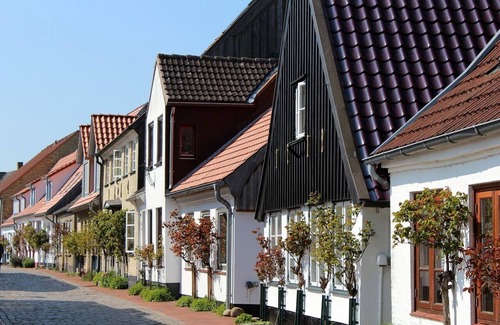 Schleswig Apartment | Comfortable apartment with large balcony for up to 5 people