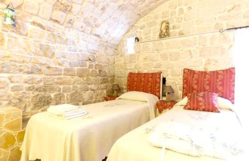 Modica Apartment | Comfortable Apartment in Modica, 80 m² + Terrace