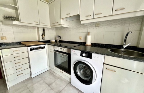 Isla Apartment | Comfortable apartment near the beach