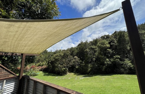 Dairy Flat Cottage | Comfortable Bush Retreat in Coatesville, just 3 minutes from Albany
