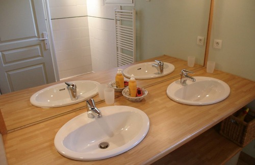 Bagneres-de-Luchon Ski Chalet | Comfortable chalet with garden in the city centre close to the cable car