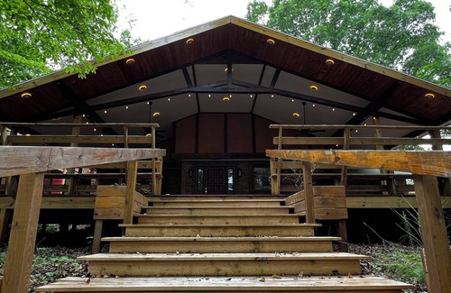 Mill Spring Cabin | Comfortable cabin in the mountains of North Carolina, located near TIEC.