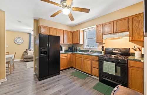 Fredericksburg House | Comfortable & Centrally Located Downtown