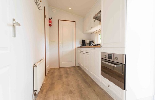 Egmond aan den Hoef Ski Chalet | Comfortable chalet with dishwasher