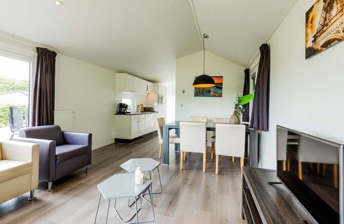 Municipality of Noordwijk Ski Chalet | Comfortable chalet in Noordwijk sea at 2.5 km