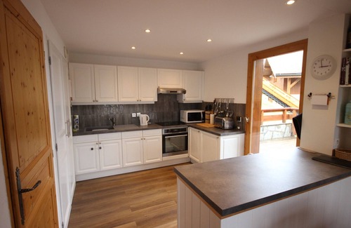 Vallandry Ski Chalet | Comfortable chalet with billiards, fireplace and Wifi in Vallandry