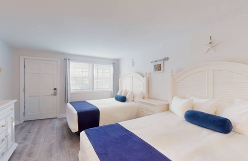 Lower Township Hotel | Comfortable Coastal Retreat with Two Queen Beds