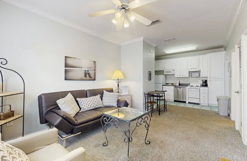 Dauphin Island Condo | Comfortable condo w/two shared pools & direct beach access