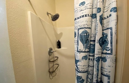 Alta Vista Apartment | Comfortable, convenient, close to downtown area