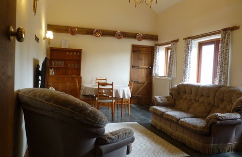 Brayford House | Comfortable cottage ideal for 2 to 4 people
