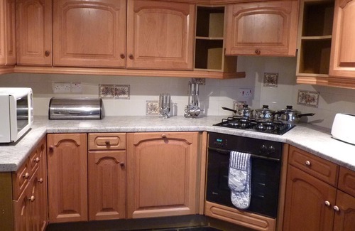 Brayford House | Comfortable cottage ideal for 2 to 4 people
