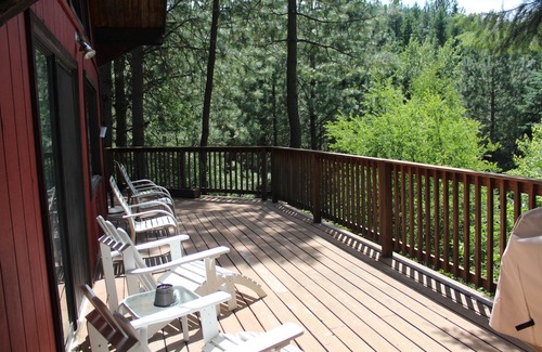 Coeur d'Alene Cabin | Comfortable cottage in Beauty Bay