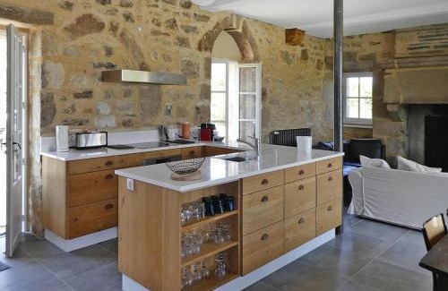 Plougasnou House | Comfortable country villa, near coast, Plougasnou