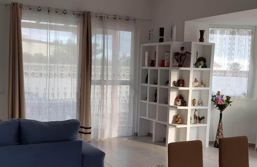 La Pared House | Comfortable detached house surrounded by nature, 2 steps from the sea.