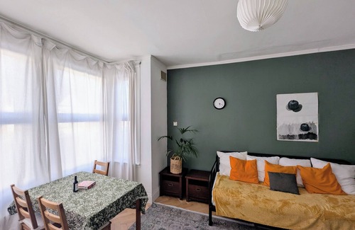 Mapesbury Condo | Comfortable flat 12 mins by public transport to Kings Cross/Central London