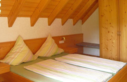 Hofstetten Apartment | Comfortable holiday home in a beautiful location