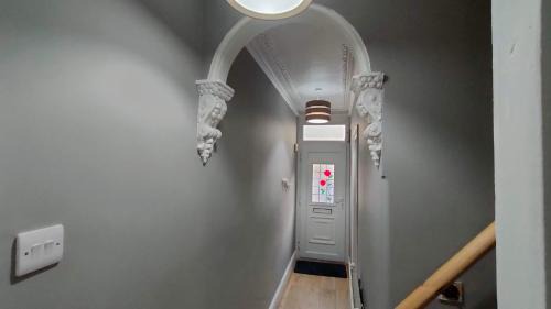 Gillingham House | Comfortable Home Away From Home