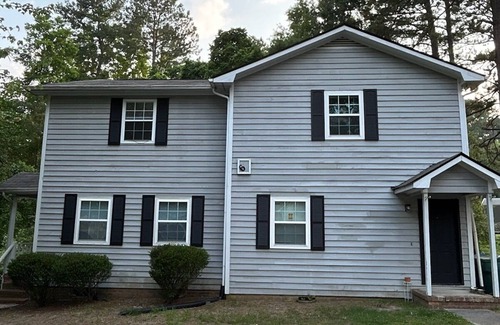 Durham House | Comfortable Home! Great Locale!n
