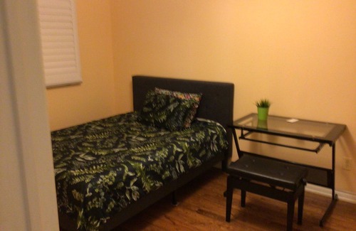 Richmond Hill House | Comfortable Home in Richmond Hill