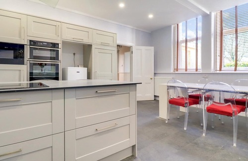 Chulmleigh House | Comfortable home in the countryside