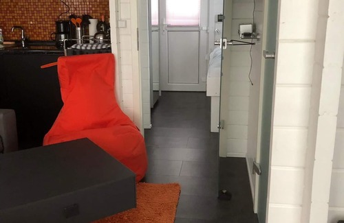 Haselhorst Boat Rental | Comfortable houseboat in Berlin and Brandenburg! Without a license !