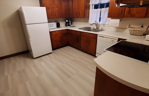 Syria House | Comfortable House Close To White Oak Canyon & Old Rag Trails
