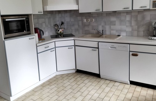 Landunvez House | Comfortable house direct access to the beach