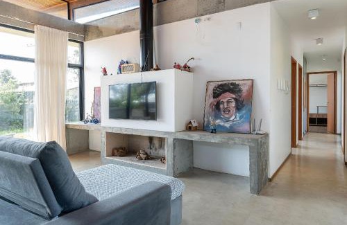 Centro House | Comfortable house near Praia do Rosa EGI001