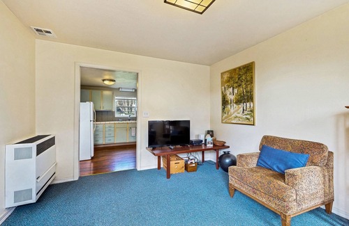 Mendocino Cottage | Comfortable & Inviting Cottage w/an Enclosed Yard, and WiFi