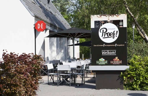 Voorthuizen Ski Chalet | Comfortable Lodge With a Terrace