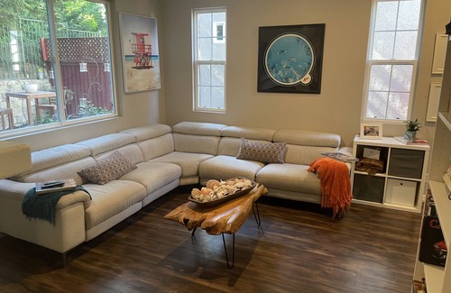 Aliso Viejo House | Comfortable pet friendly 3 bed 2.5 bath with private backyard