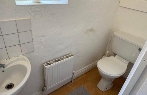 Avonmouth House | Comfortable Room 4