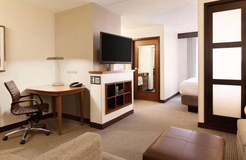 Austin Hotel | Comfortable Stay! 4 Pet-friendly Units, Free Parking, Outdoor Swimming Pool!