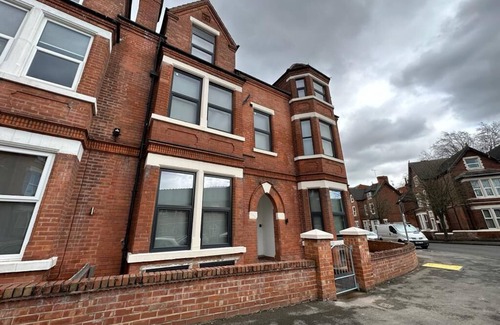 The Park Apartment | Comfortable Stay - Fishpond Dr