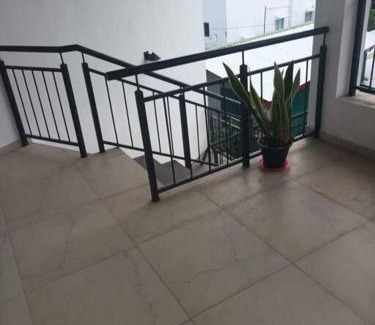 Kaduwela Apartment | Comfortable Stay in Colombo