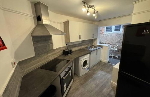 Nottingham City Centre Apartment | Comfortable Stay - St James