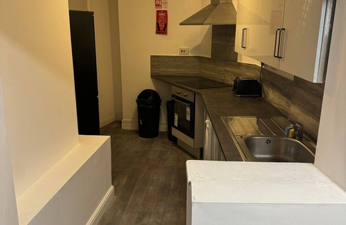 Nottingham City Centre Apartment | Comfortable Stay - St James