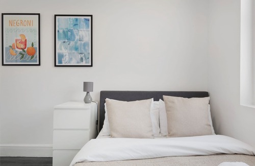 Archway Apartment | Comfortable Studio by Archway Station