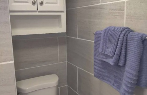 El Portal Apartment | Comfortable studio- desirable location