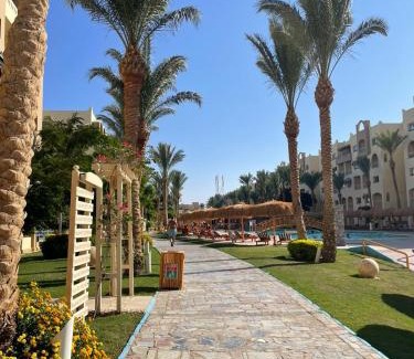 Al Ahyaa Apartment | Comfortable studio in hotel Karma with private beach and pools family only or female