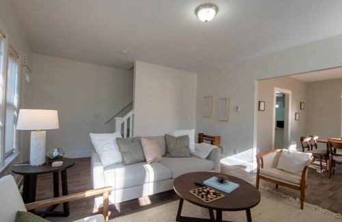 Des Moines House | Comfortable Stylish Home Minutes from Downtown