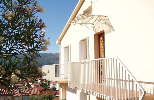Prades House | Comfortable Villa Close to Lake Sea Mountains Airport Unrivaled View