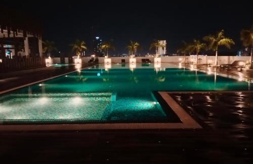 Central Seberang Perai House | Comfortable18 3R2B 7pax Meritus Perai