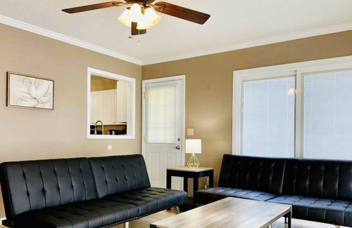 Liberty House | Comfortableand beautiful 3 Bdr 2 Bath home