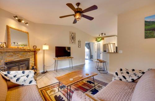 Woodland Park House | Comforting Woodland Park Home with Fire Pit!