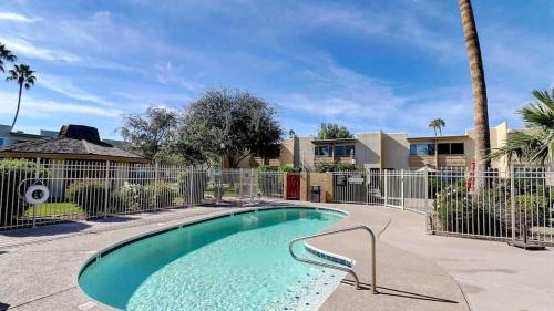 South Scottsdale House | Comfy 1-Bdrm Condo in Heart of Old Town Scottsdale