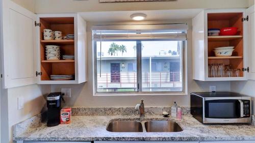 South Scottsdale House | Comfy 1-Bdrm Condo in Heart of Old Town Scottsdale