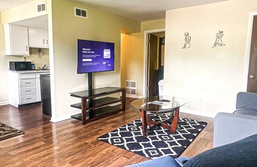 Miamisburg Apartment | Comfy 1-Bedroom Safe Area