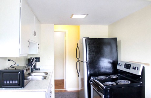 Miamisburg Apartment | Comfy 1-Bedroom Safe Area
